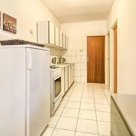 Apartment Lovely With Swimming Pool Pula